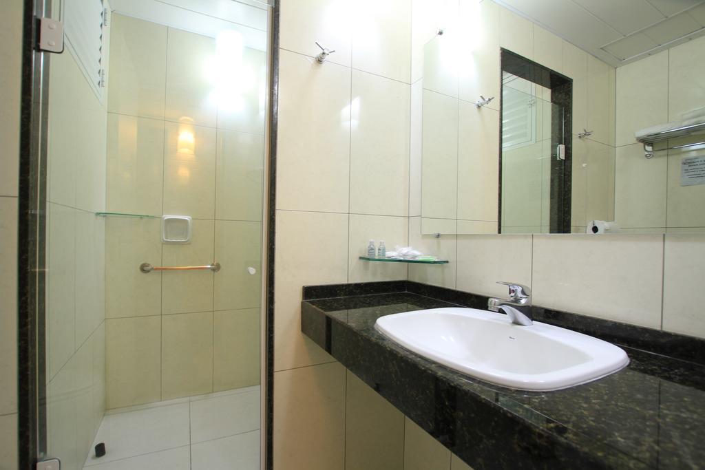 Hotel Confiance Prime Batel Curitiba Bilik gambar