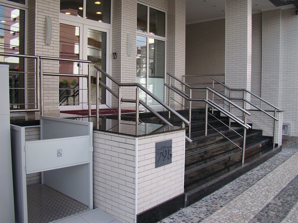 Hotel Confiance Prime Batel Curitiba Luaran gambar